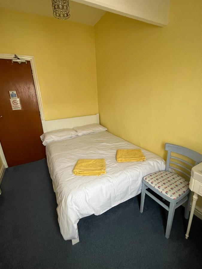 Glenroyd Guesthouse ブラックプール エクステリア 写真