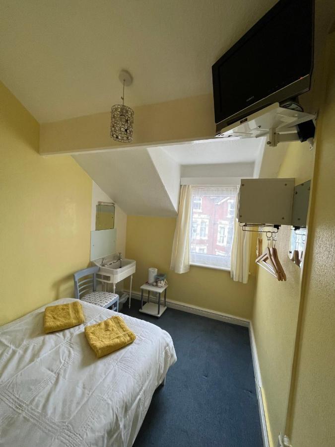 Glenroyd Guesthouse ブラックプール エクステリア 写真